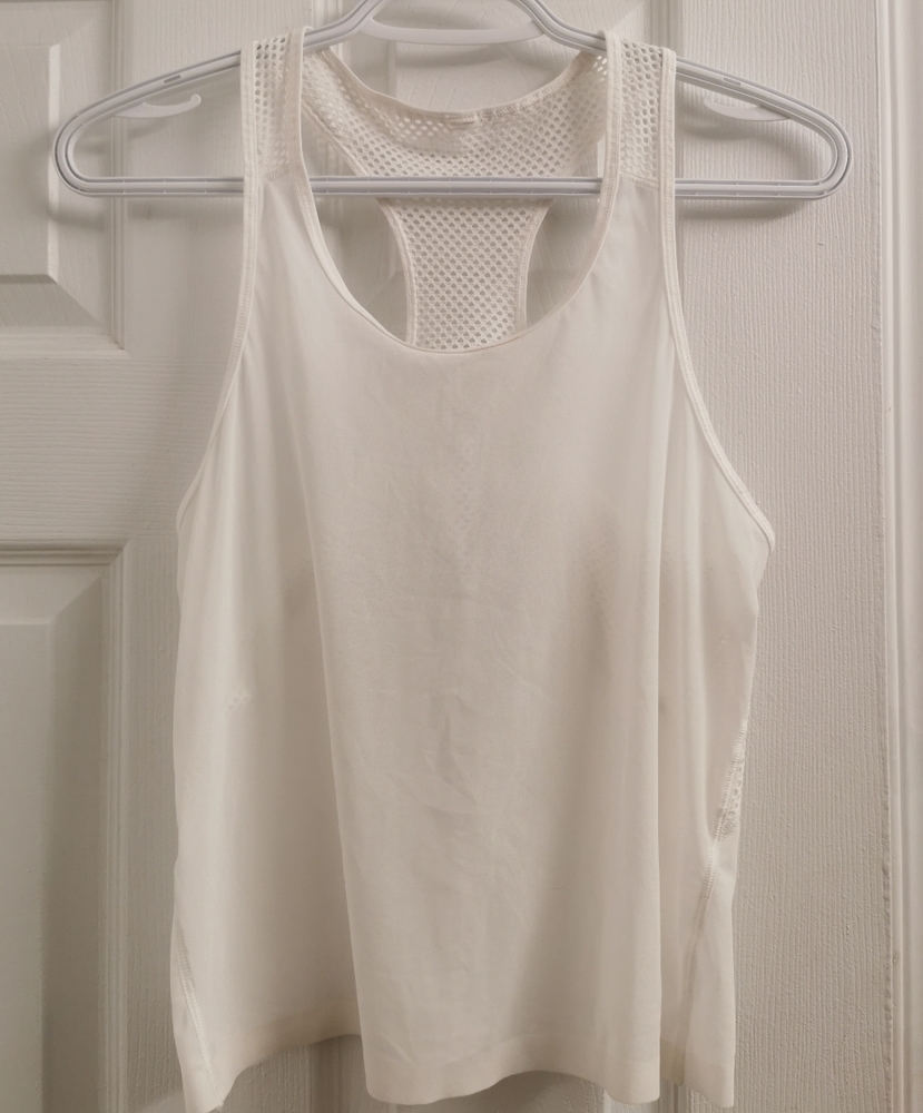 Lululemon mesh crop tank